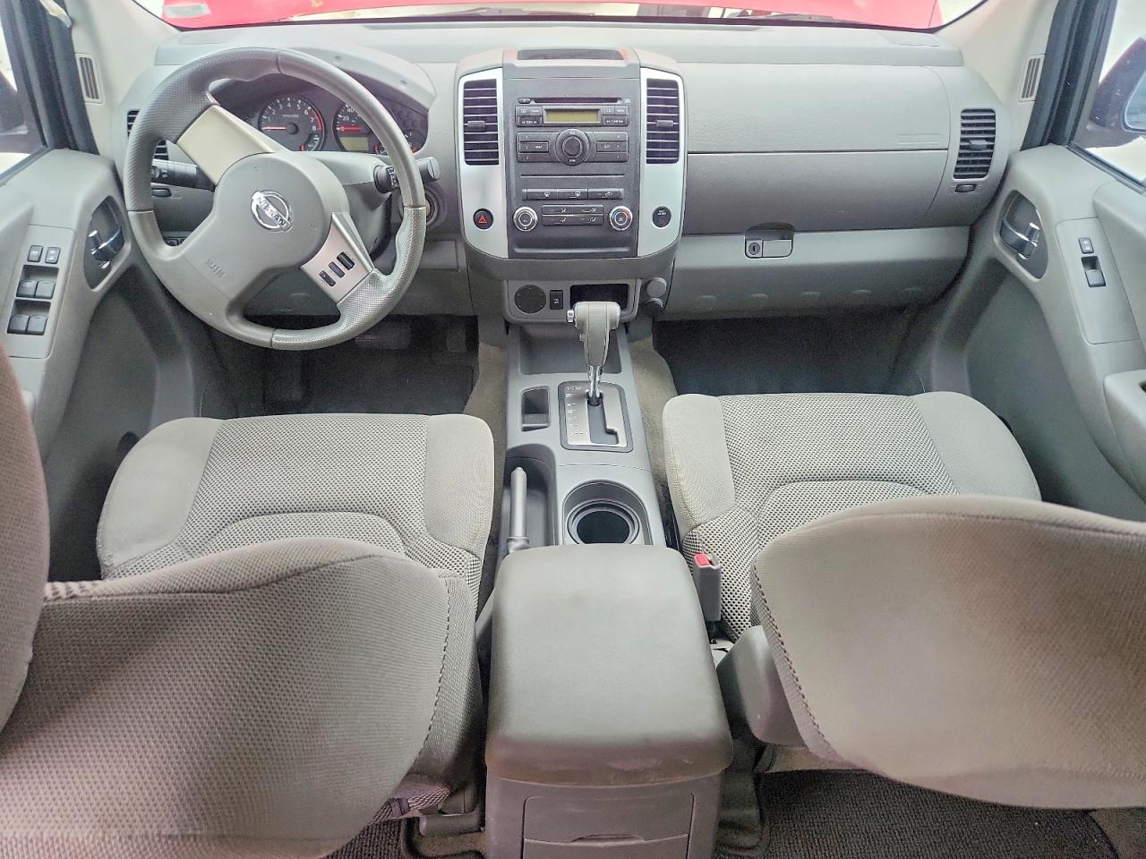 2010 NISSAN FRONTIER