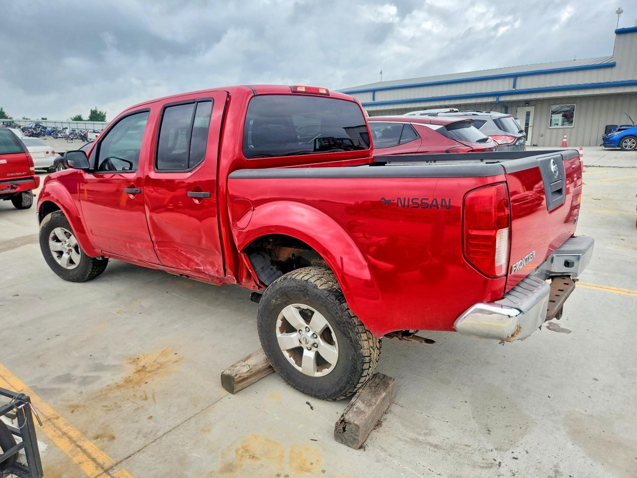 2010 NISSAN FRONTIER
