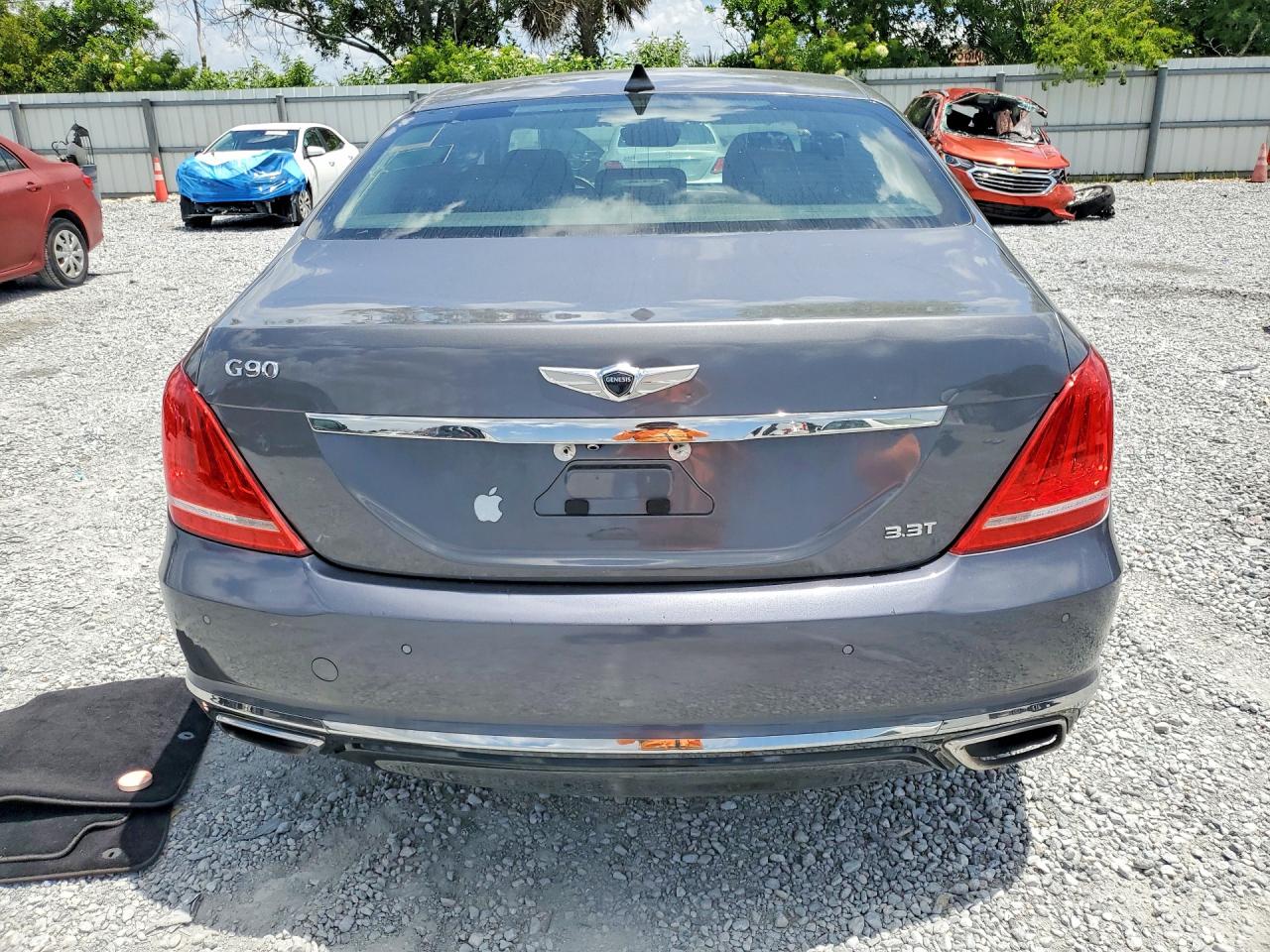 2017 GENESIS G90