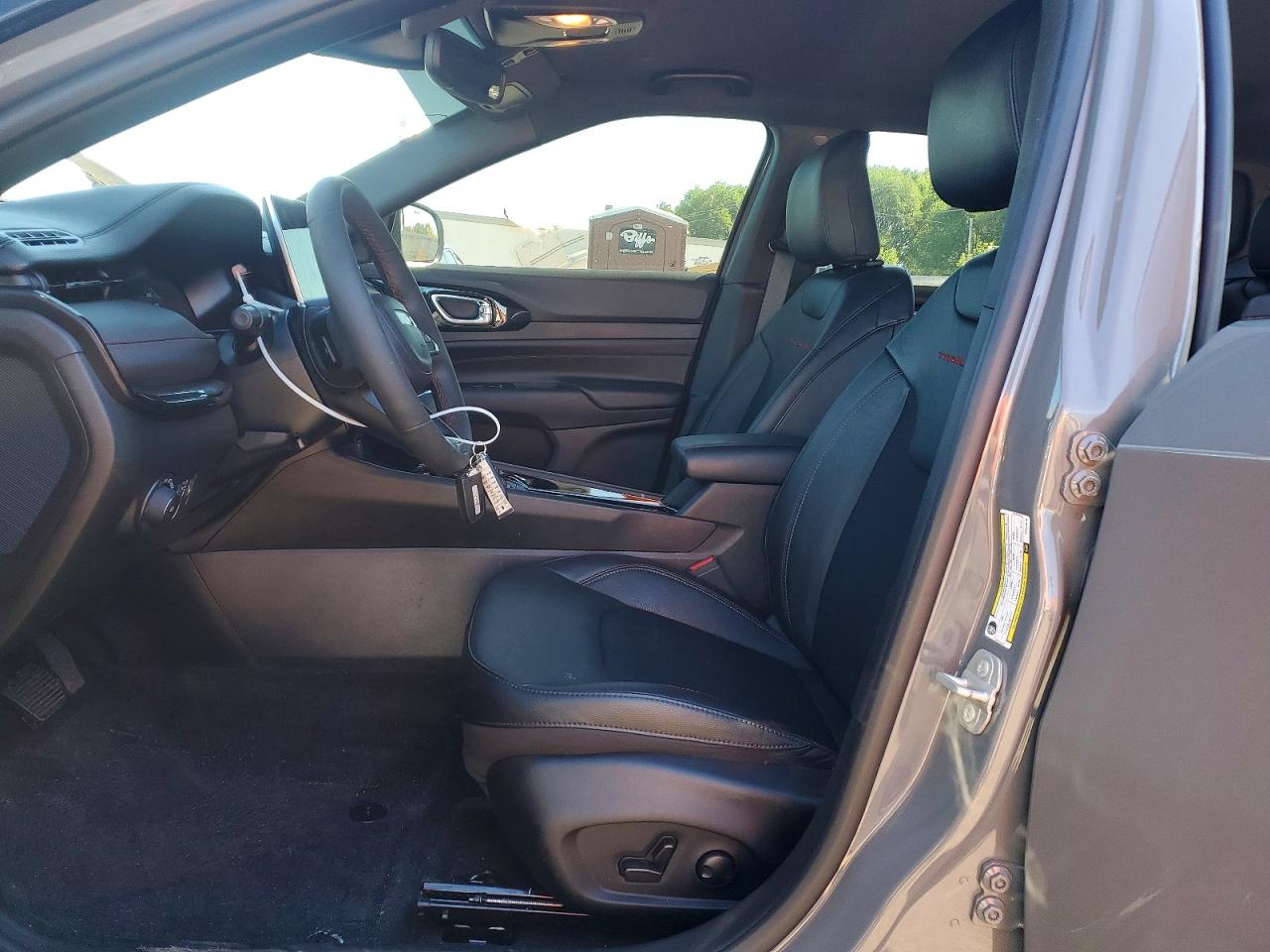 2023 JEEP COMPASS