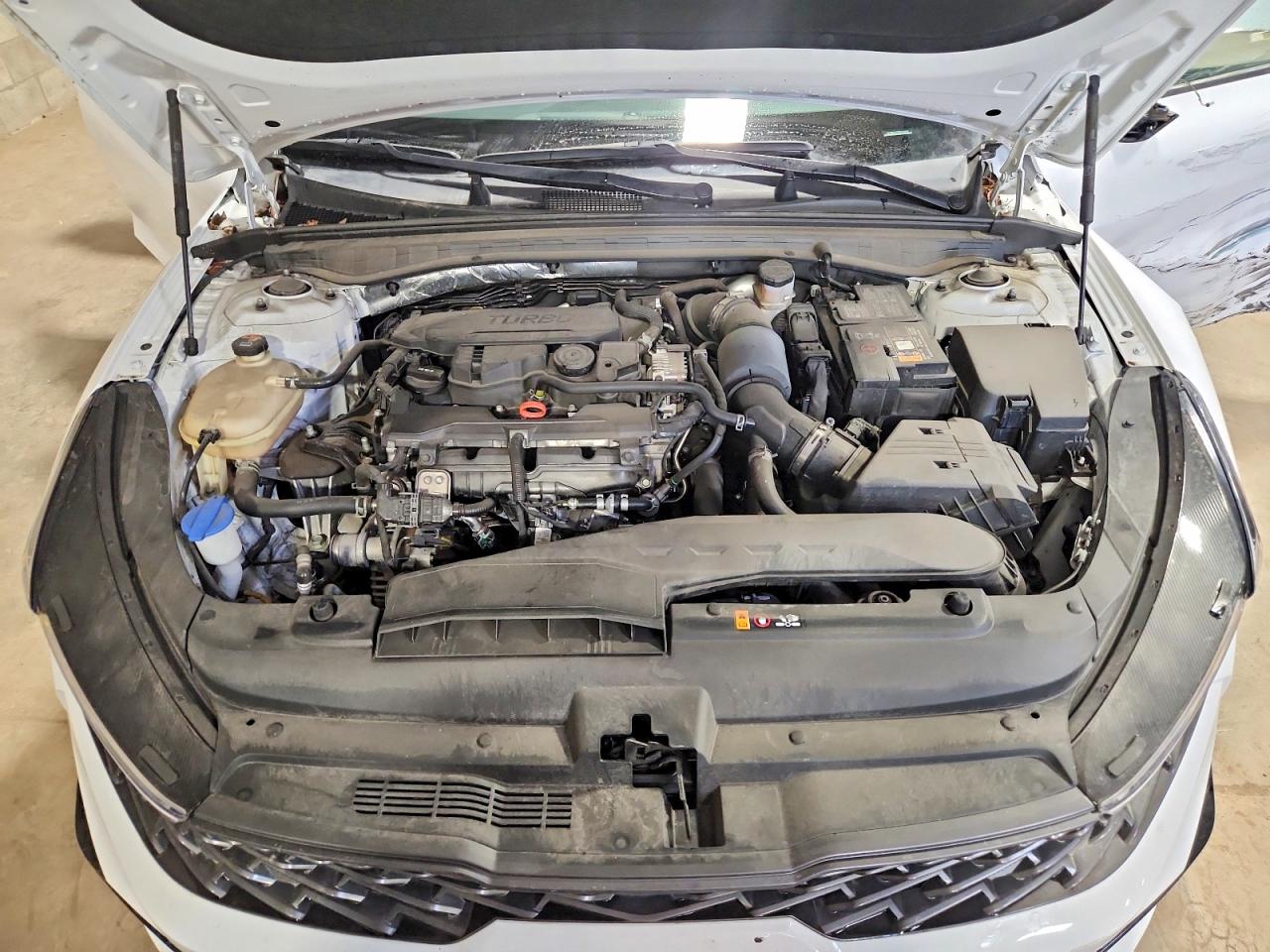 2023 KIA K5