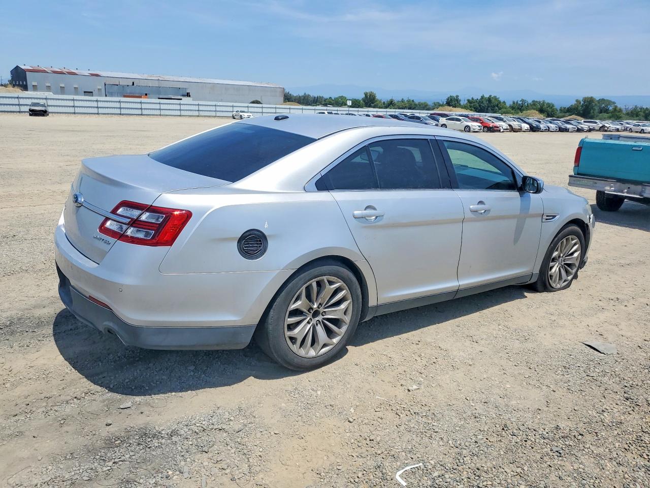2013 FORD TAURUS