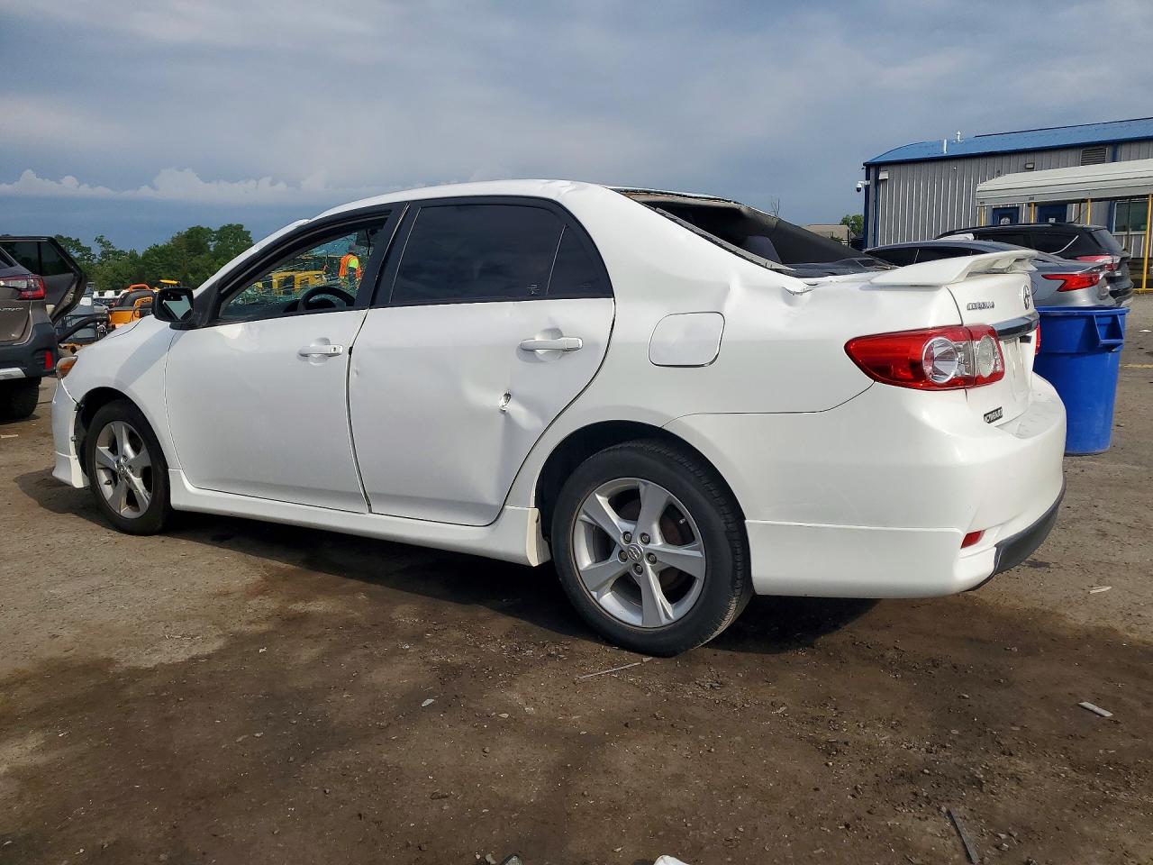 2013 TOYOTA COROLLA