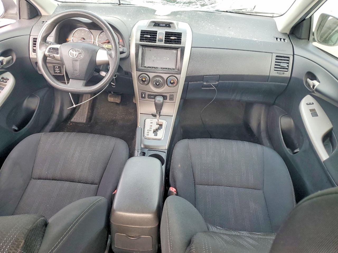 2013 TOYOTA COROLLA