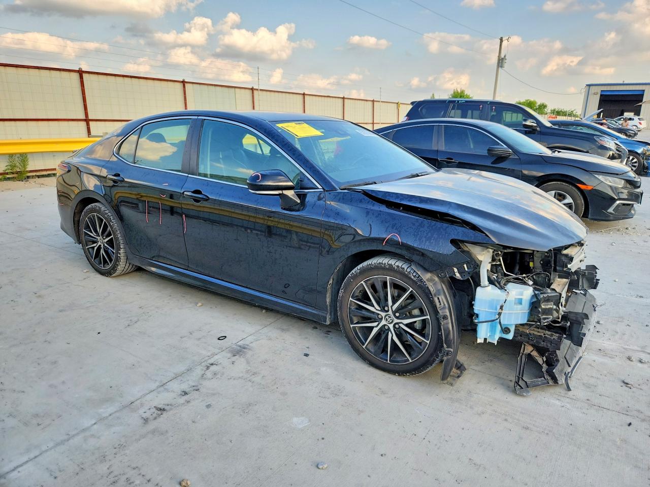 2023 TOYOTA CAMRY