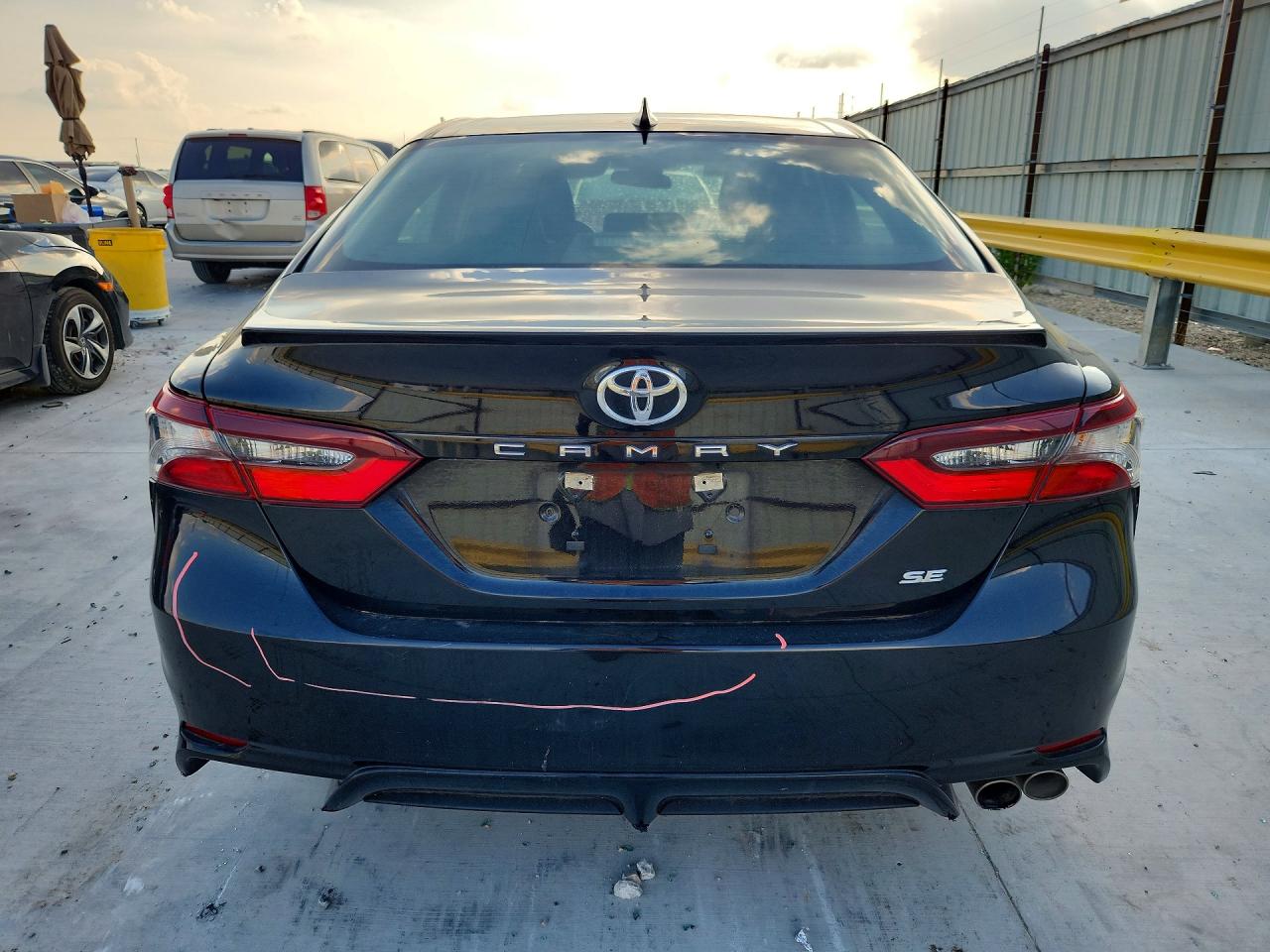 2023 TOYOTA CAMRY