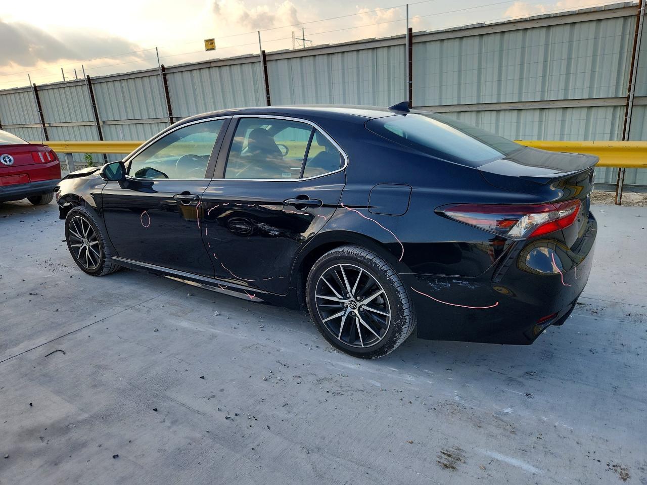2023 TOYOTA CAMRY