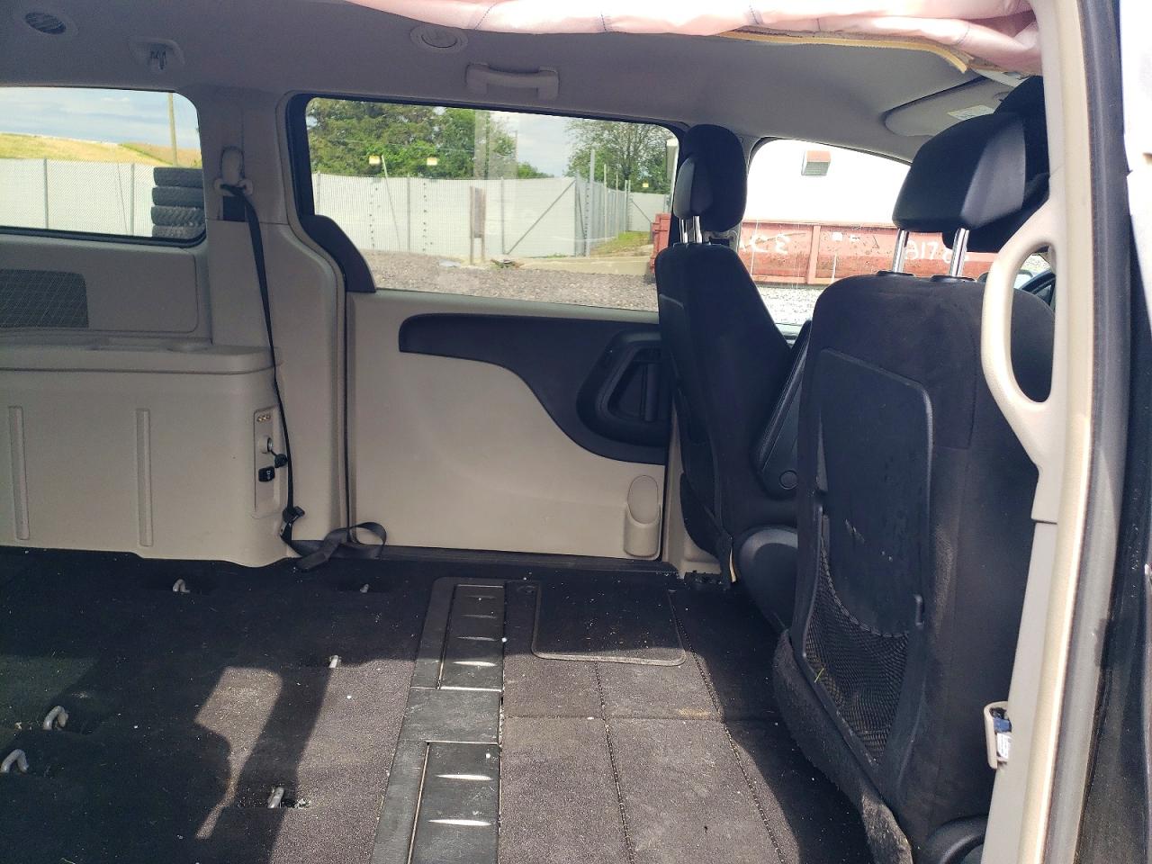 2011 DODGE CARAVAN