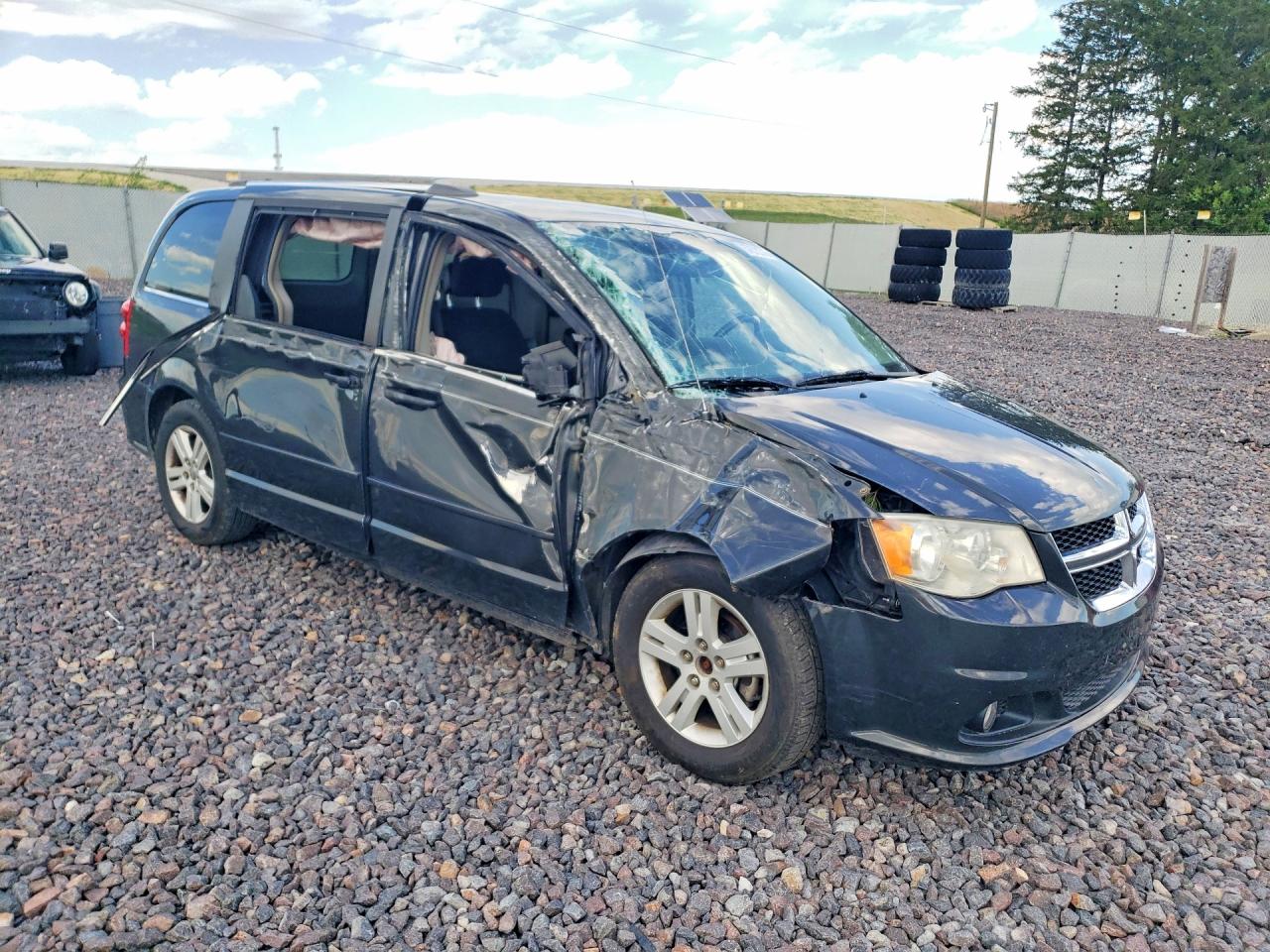 2011 DODGE CARAVAN