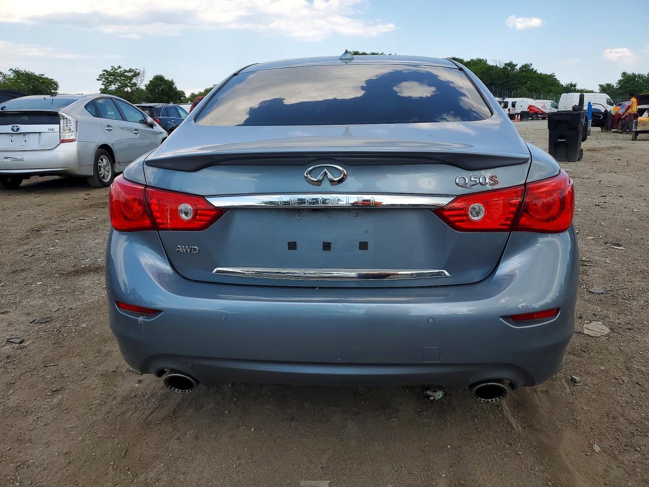 2016 INFINITI Q50