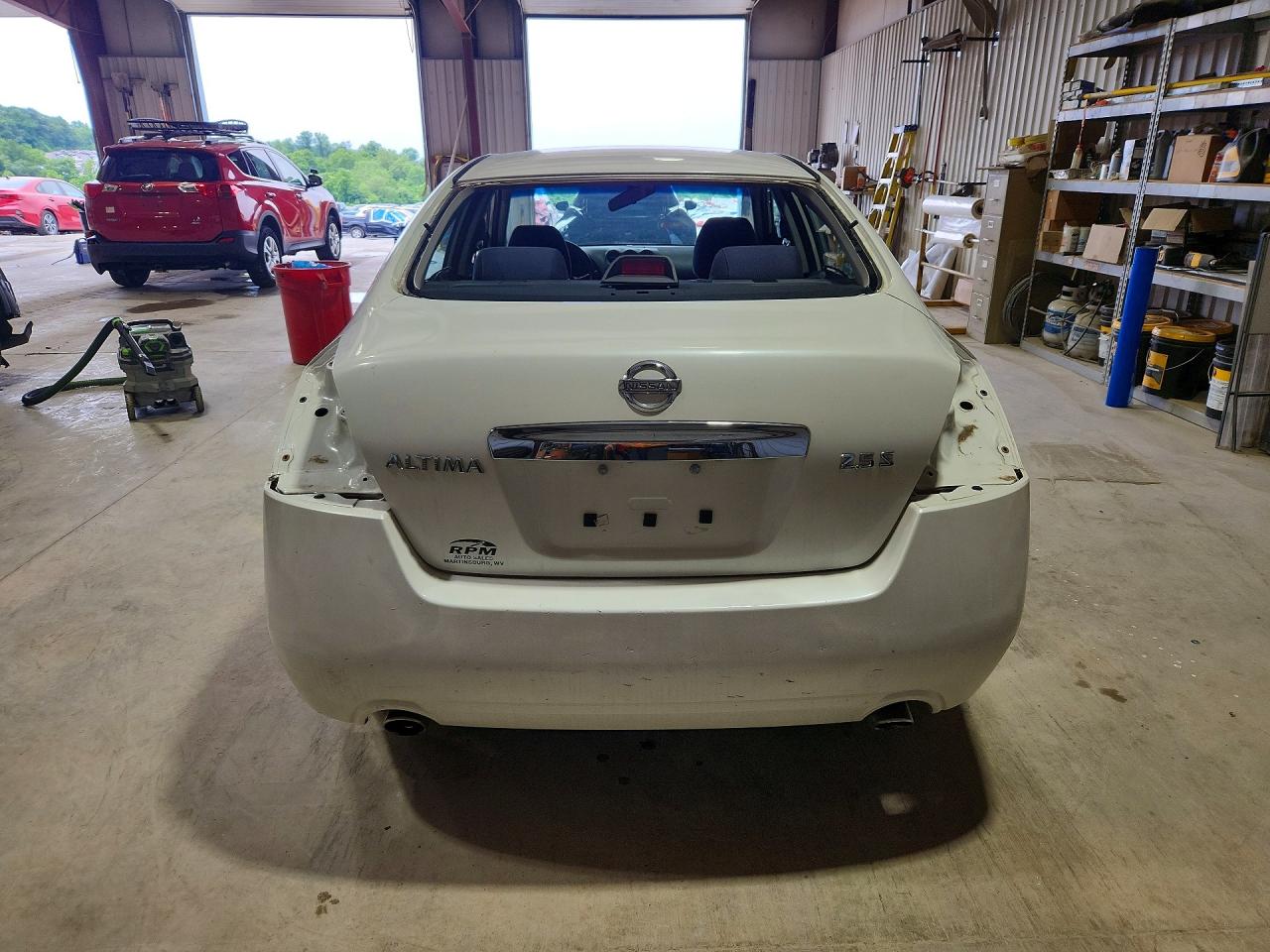 2010 NISSAN ALTIMA
