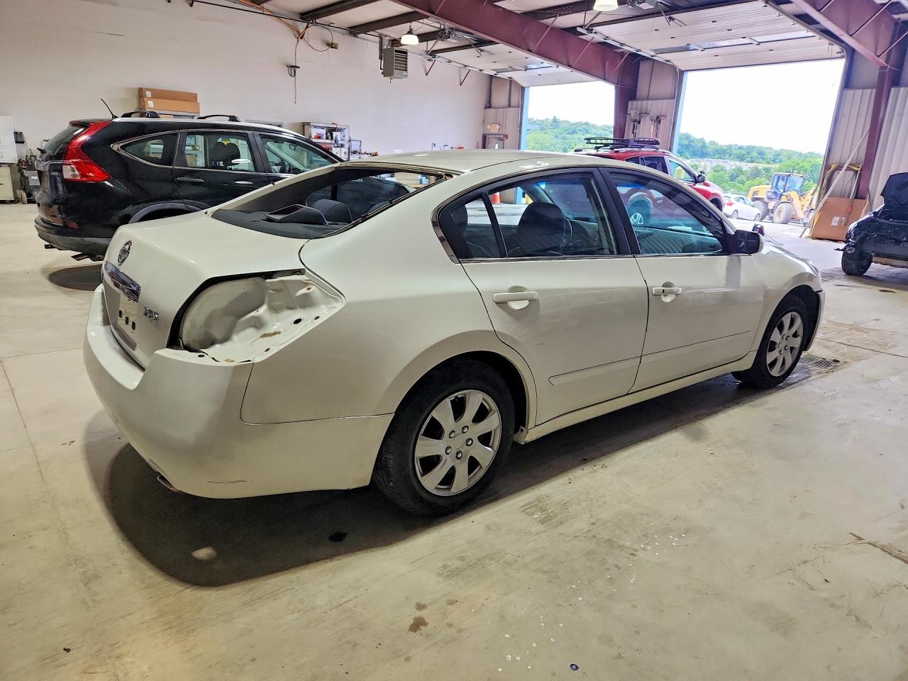 2010 NISSAN ALTIMA