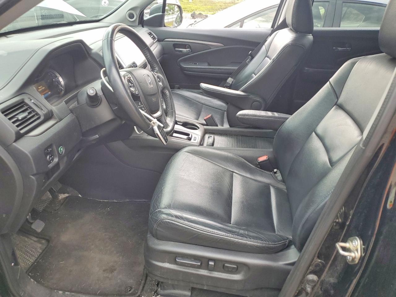 2017 HONDA PILOT