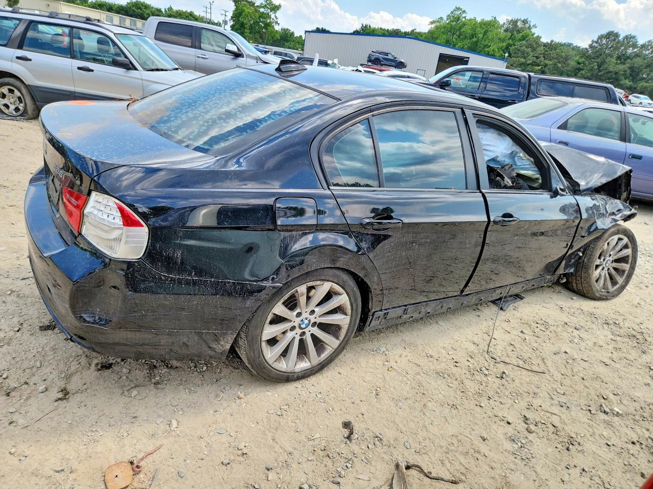 2011 BMW 3 SERIES