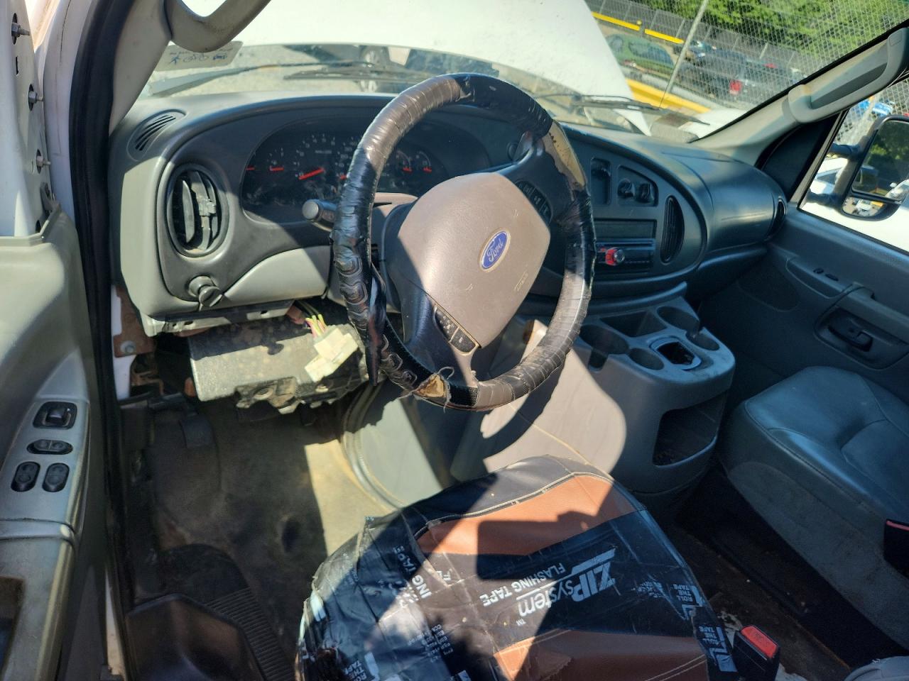 2007 FORD ECONOLINE
