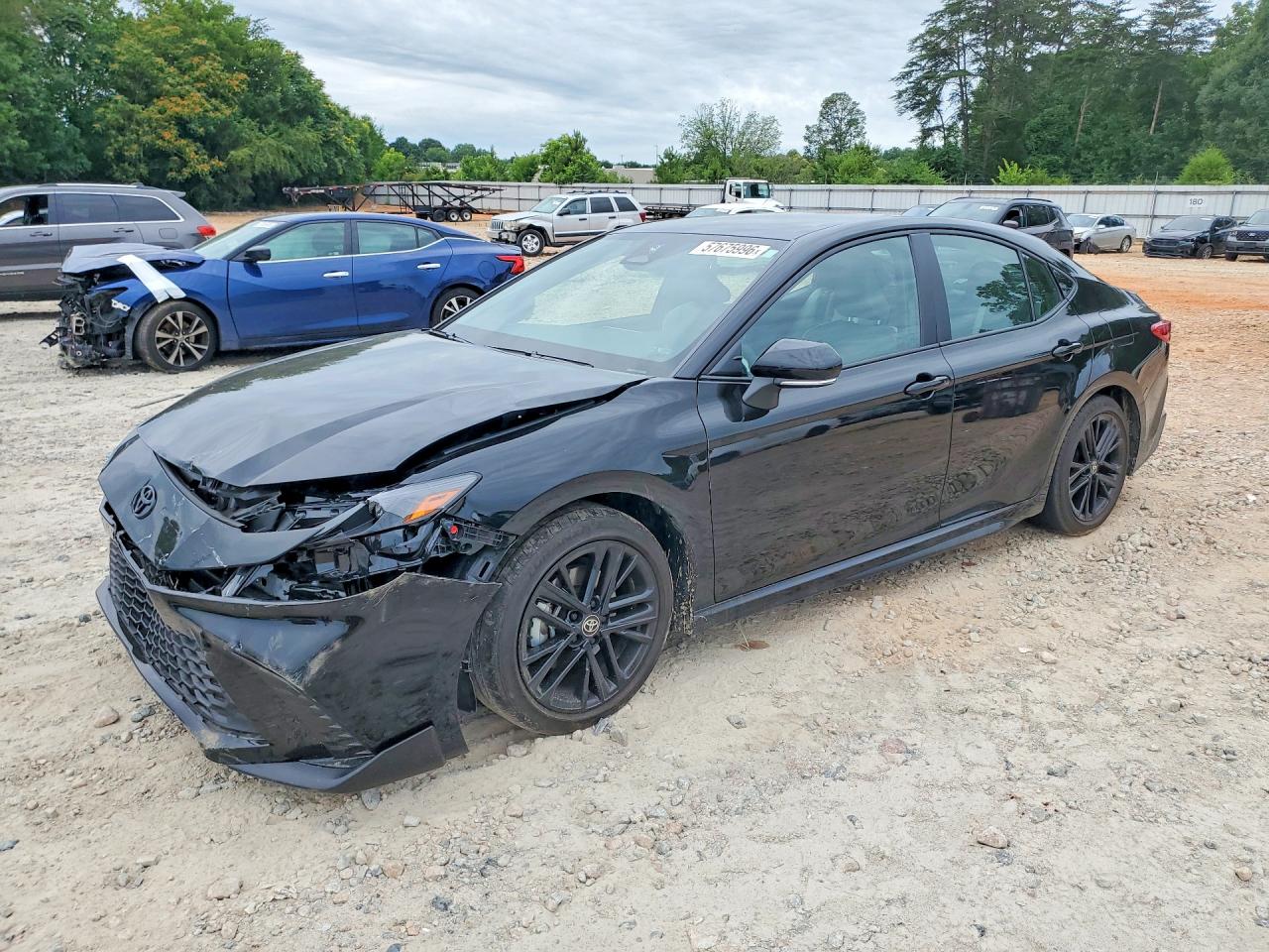 2025 TOYOTA CAMRY