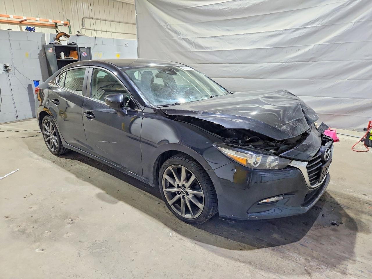 2018 MAZDA 3