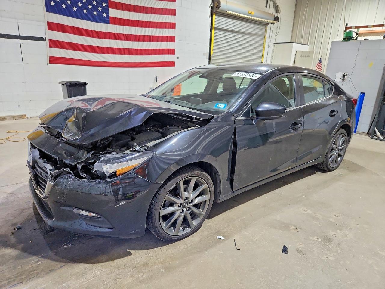 2018 MAZDA 3