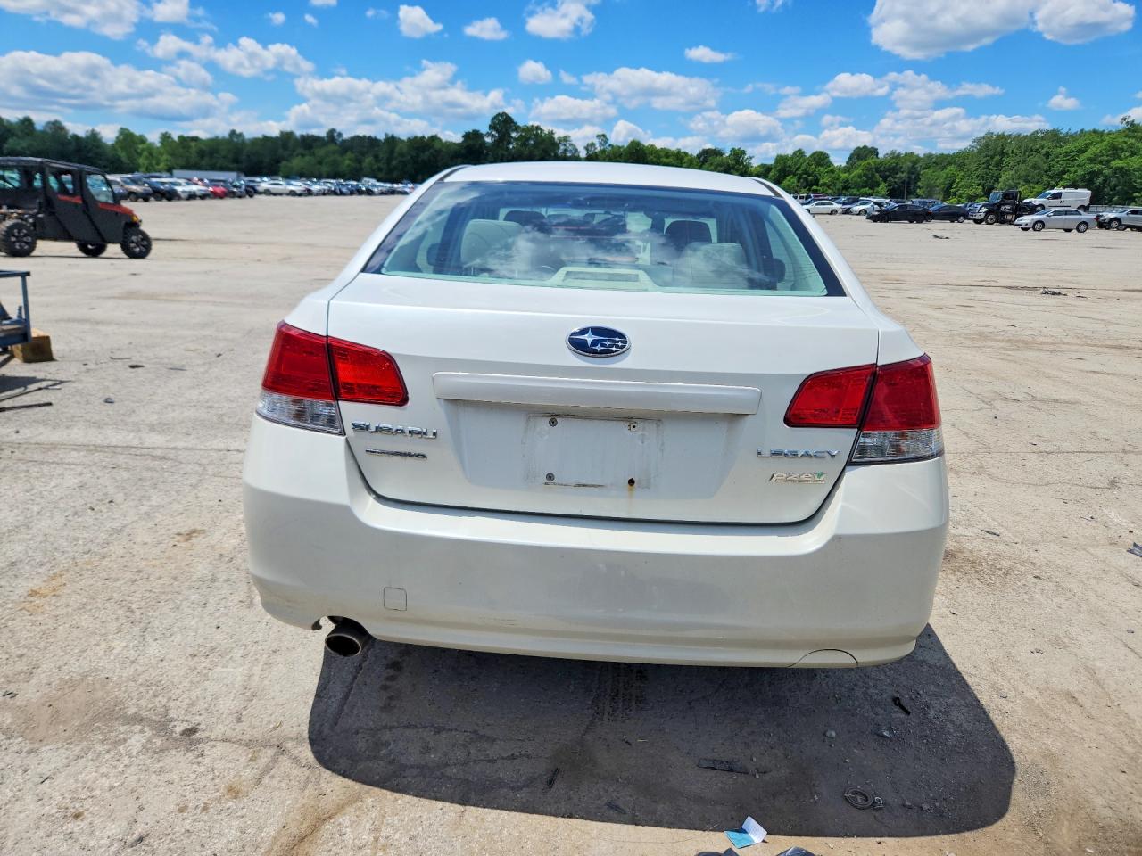 2013 SUBARU LEGACY
