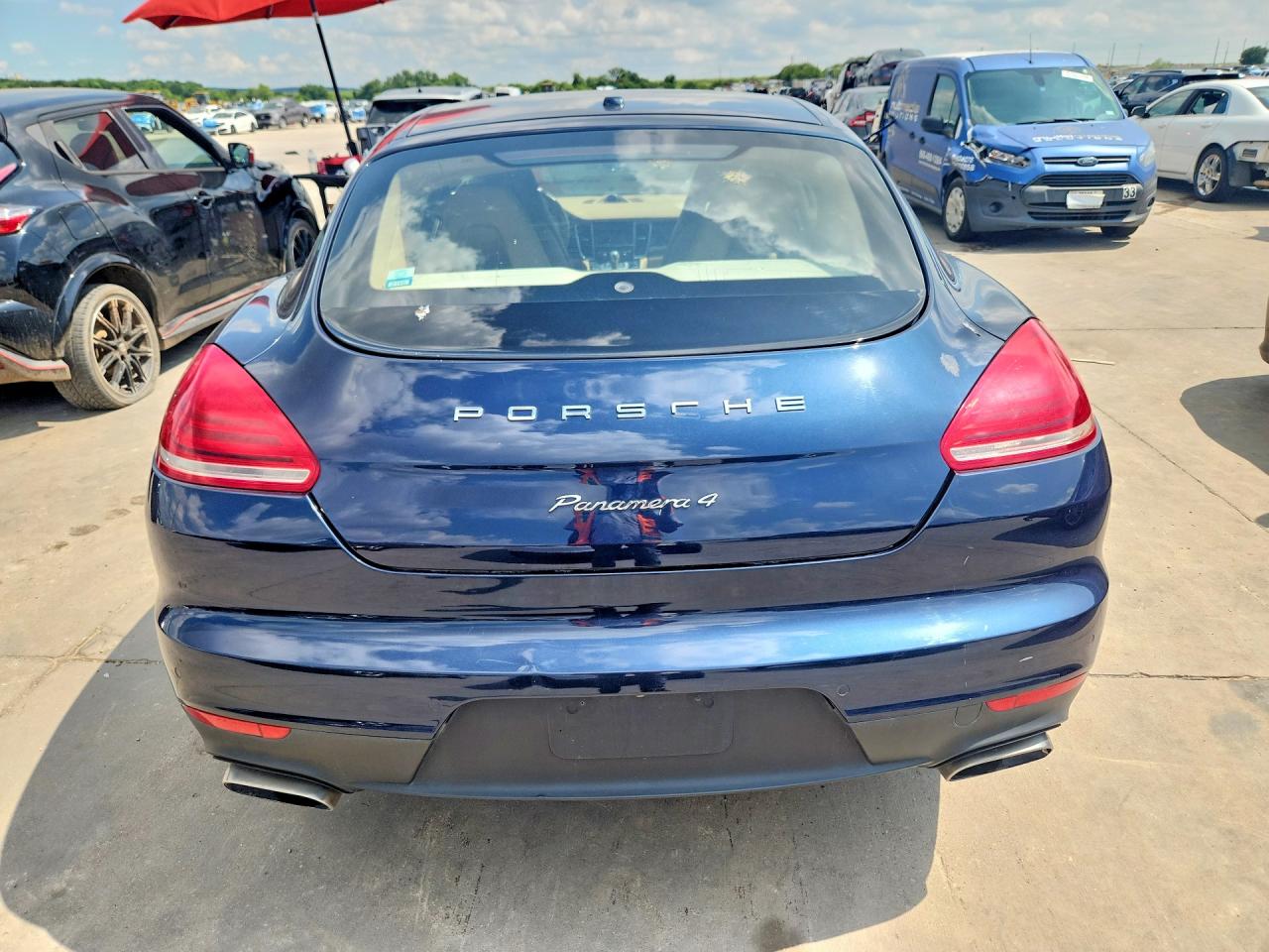 2014 PORSCHE PANAMERA