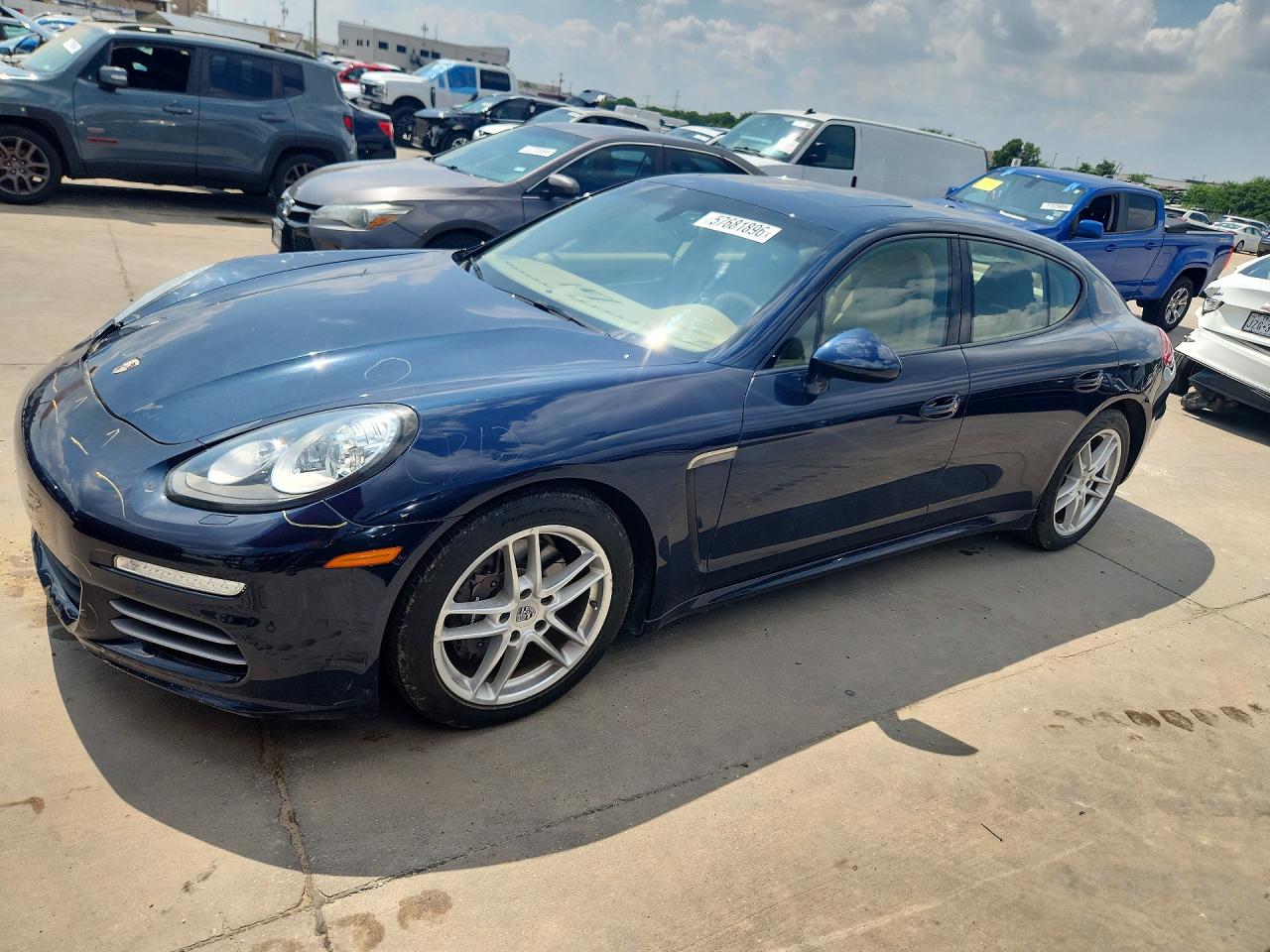 2014 PORSCHE PANAMERA