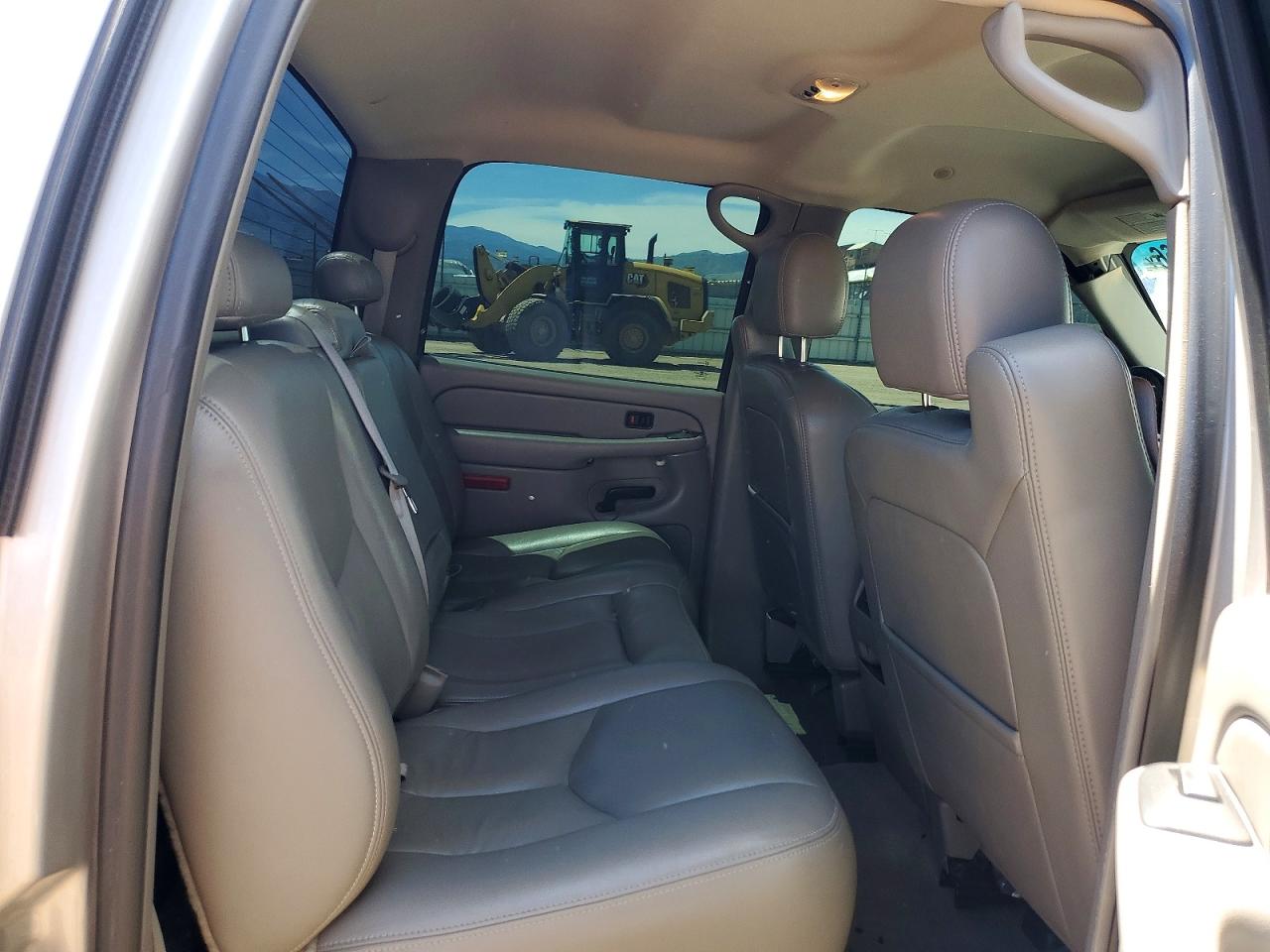 2005 GMC SIERRA