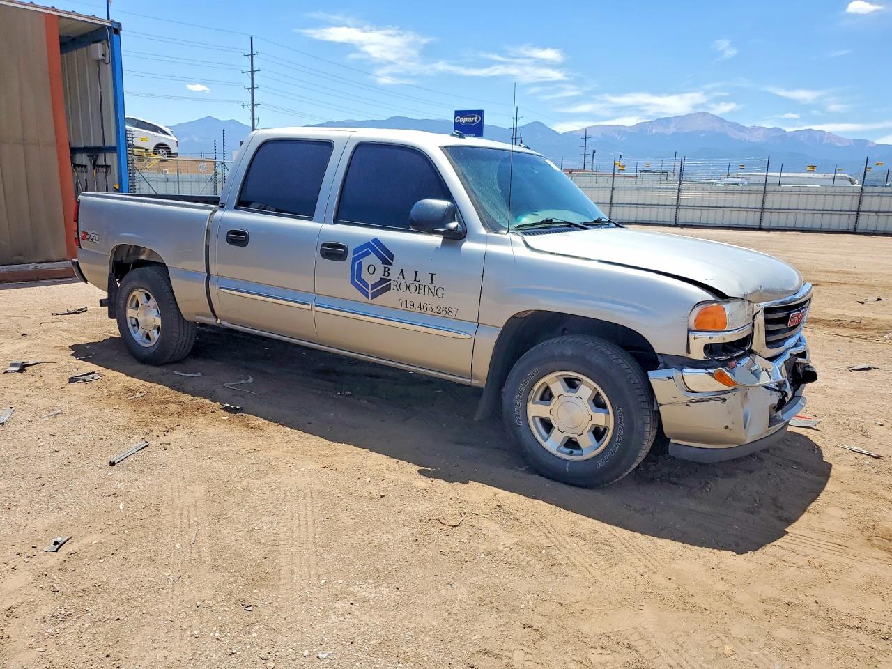 2005 GMC SIERRA