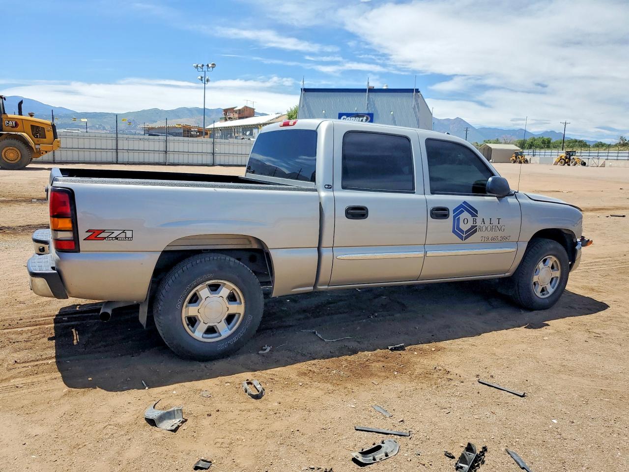 2005 GMC SIERRA
