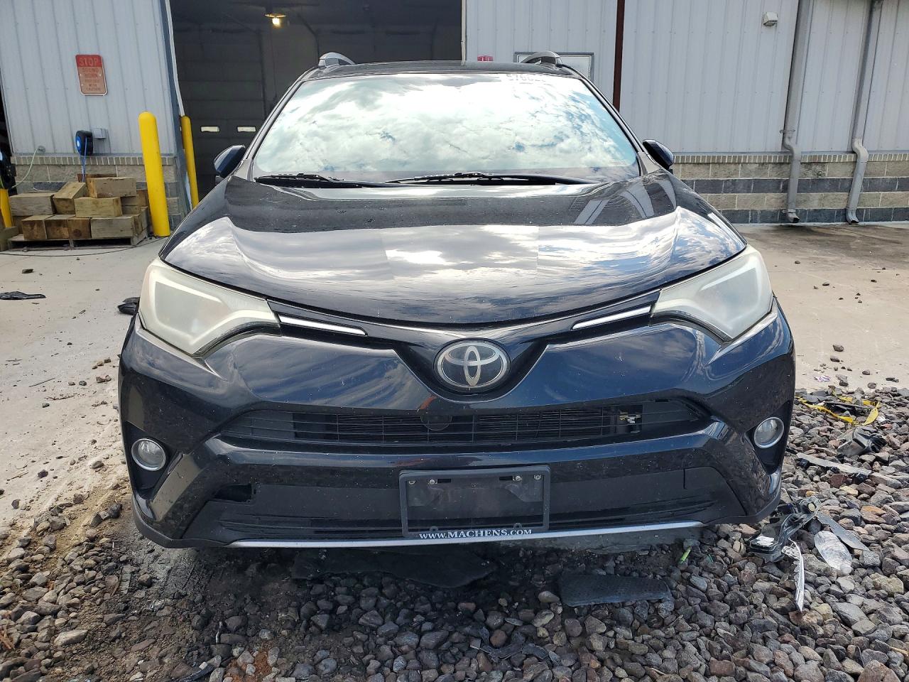 2017 TOYOTA RAV4