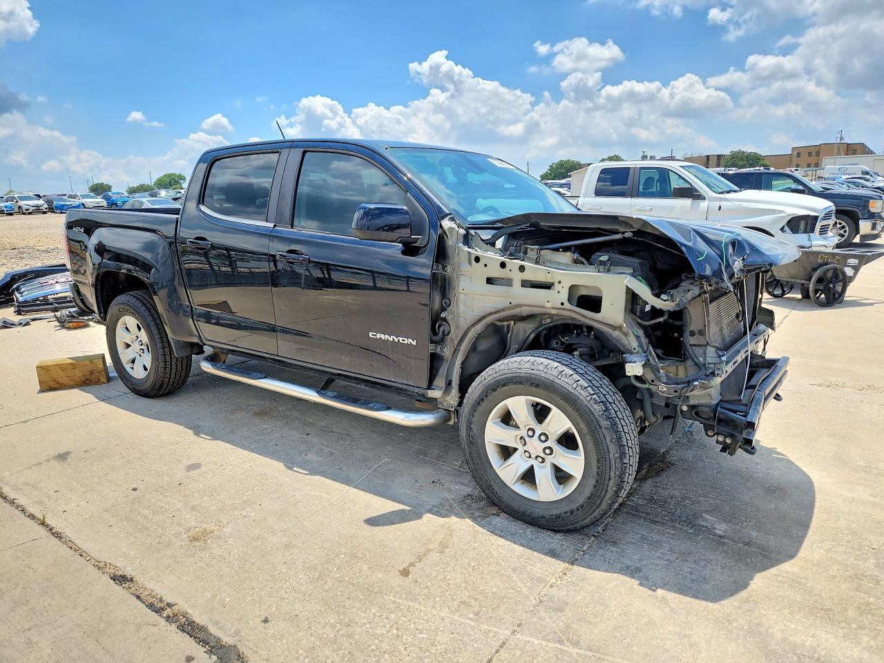 2017 GMC CANYON