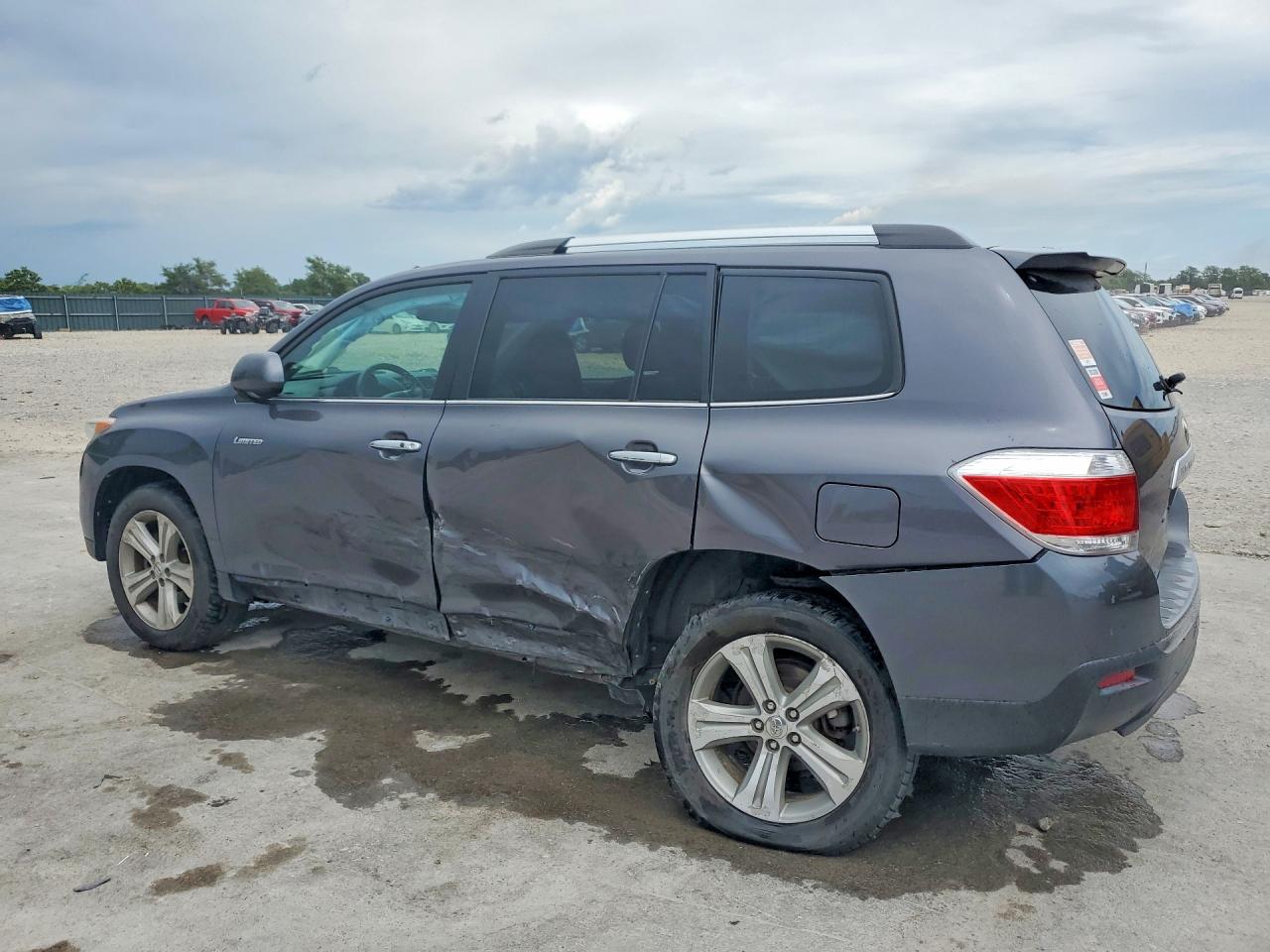 2012 TOYOTA HIGHLANDER