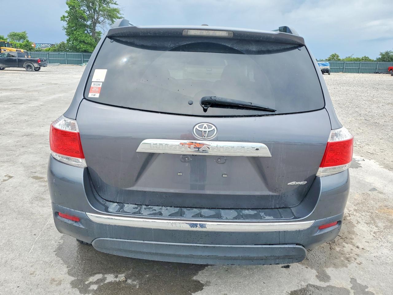 2012 TOYOTA HIGHLANDER