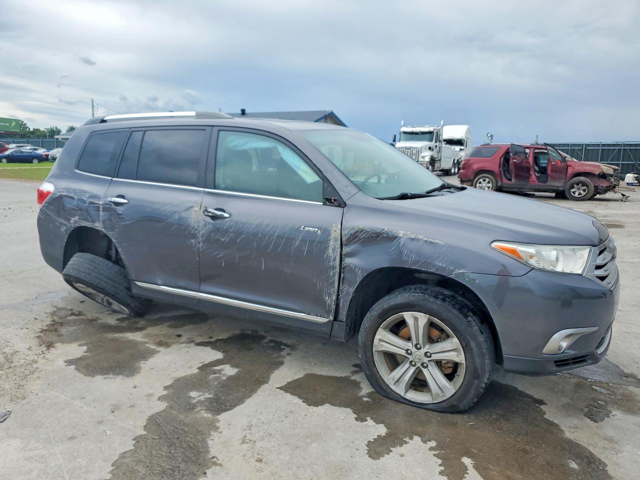 2012 TOYOTA HIGHLANDER