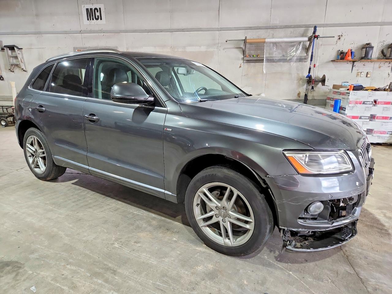2016 AUDI Q5