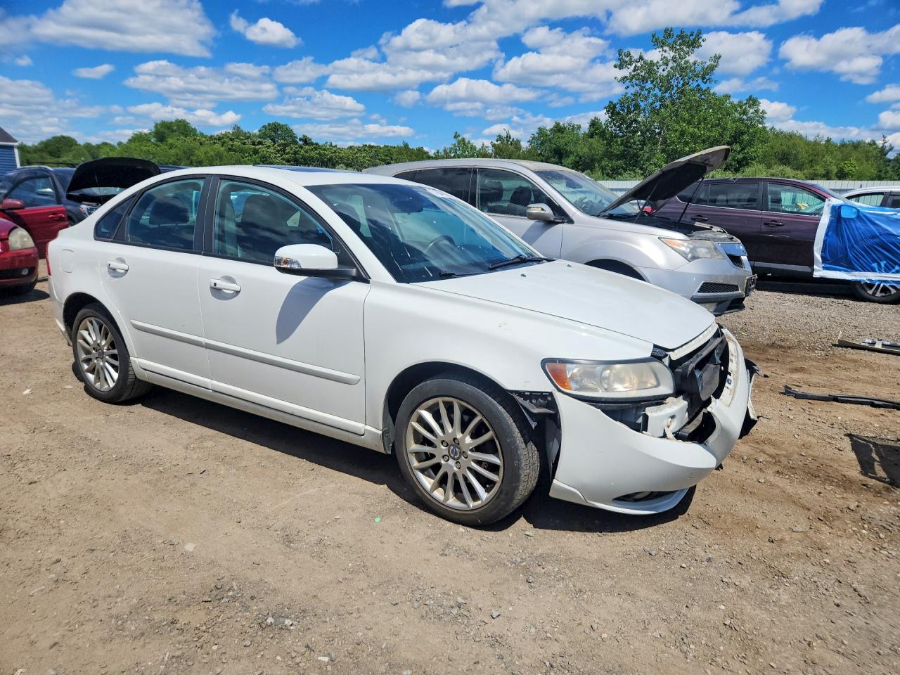2010 VOLVO S40