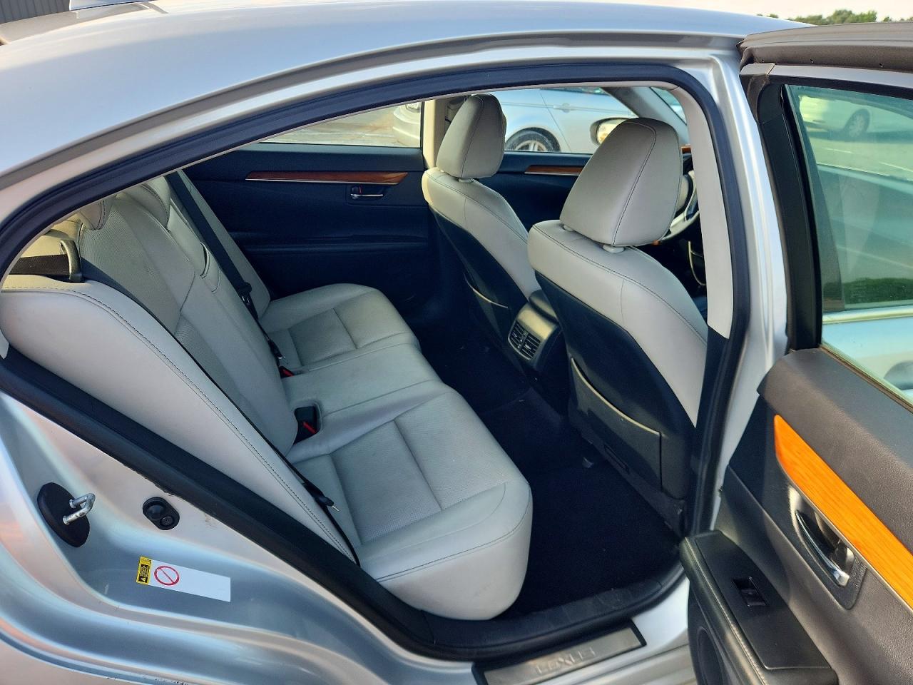 2014 LEXUS ES300