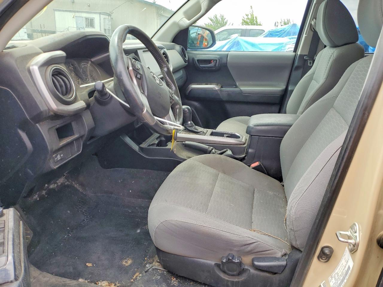 2017 TOYOTA TACOMA
