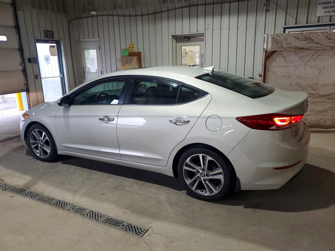 2017 HYUNDAI ELANTRA
