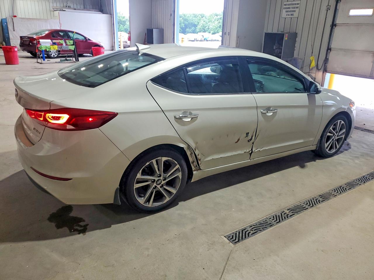 2017 HYUNDAI ELANTRA