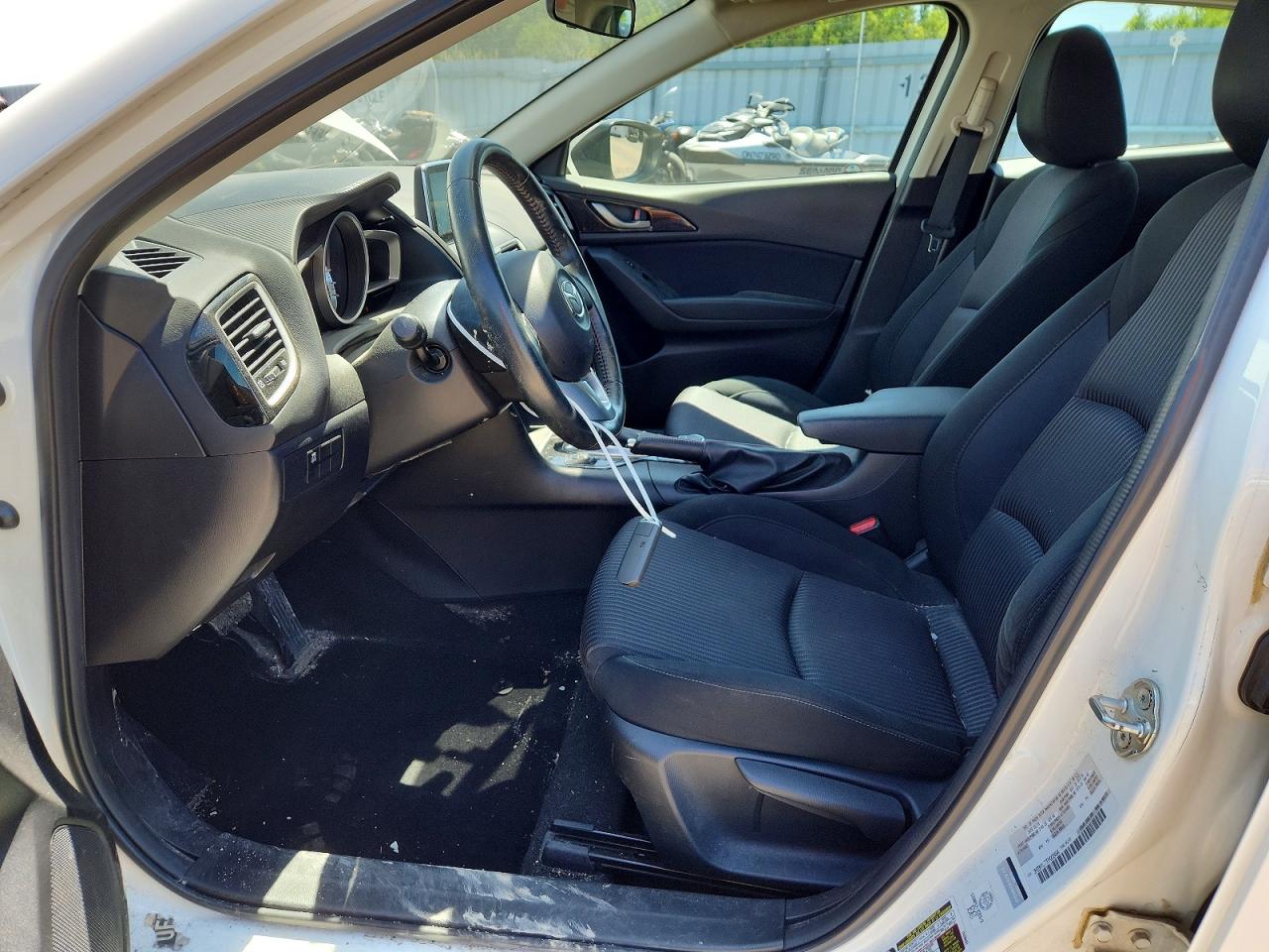 2015 MAZDA 3