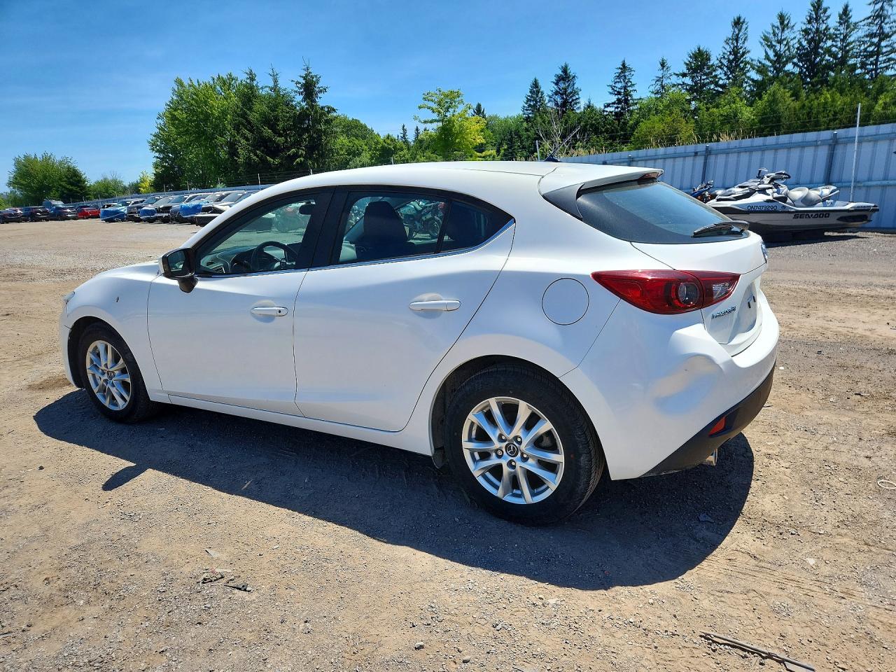 2015 MAZDA 3