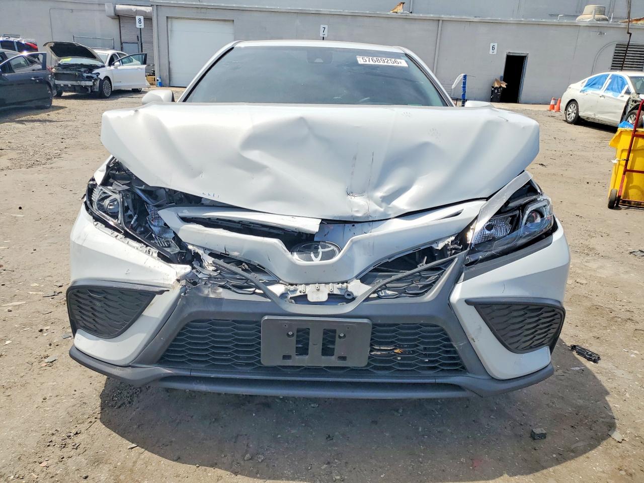 2024 TOYOTA CAMRY