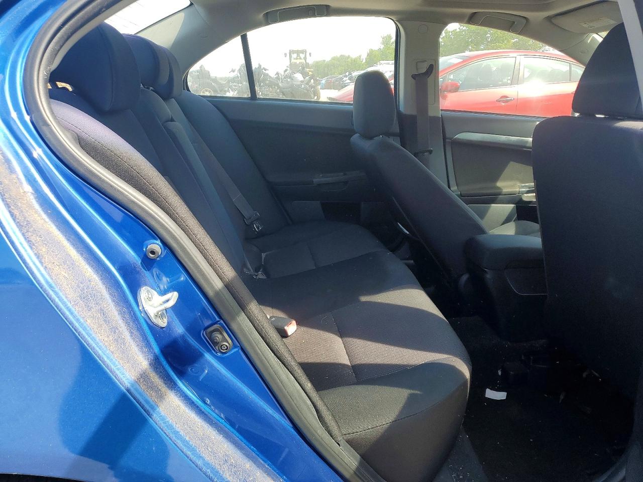 2010 MITSUBISHI LANCER