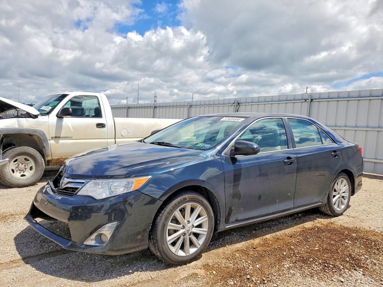 2012 TOYOTA CAMRY