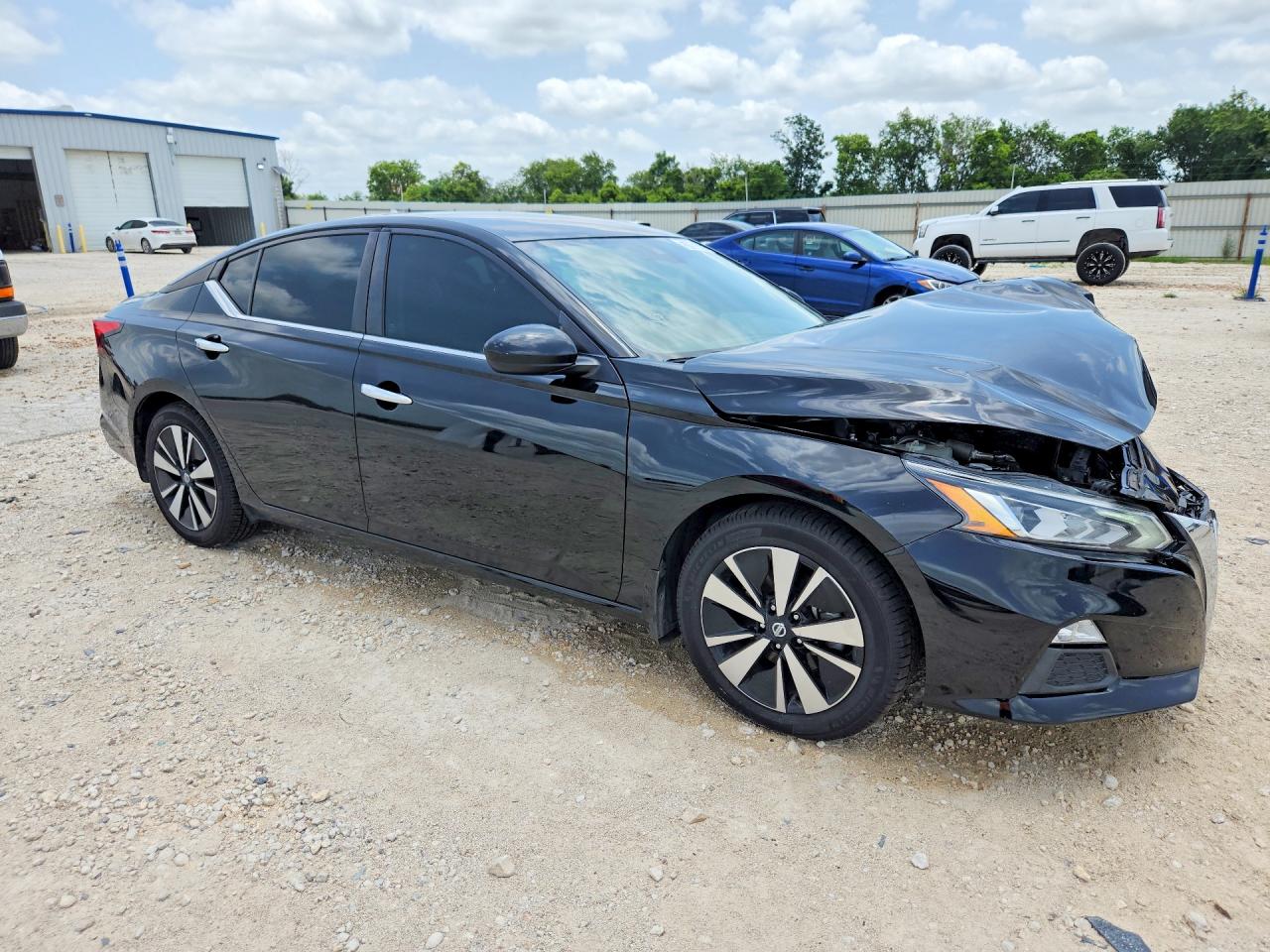 2022 NISSAN ALTIMA