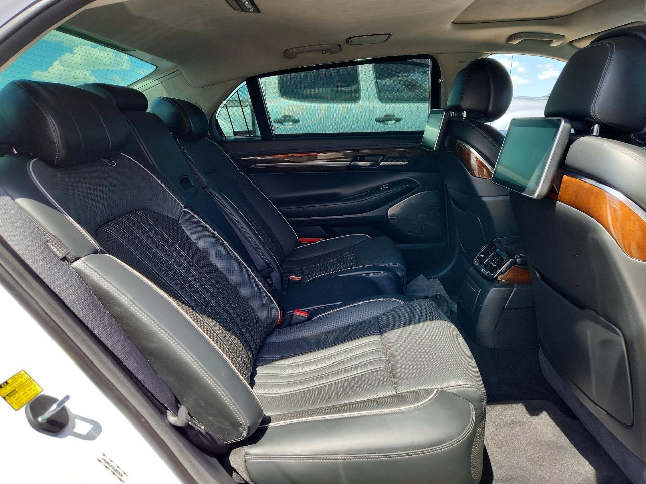 2019 GENESIS G90