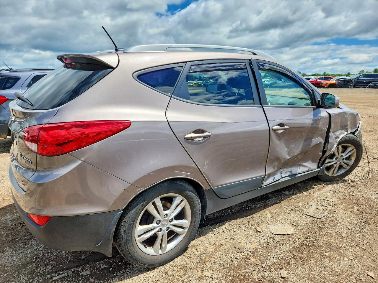 2012 HYUNDAI TUCSON