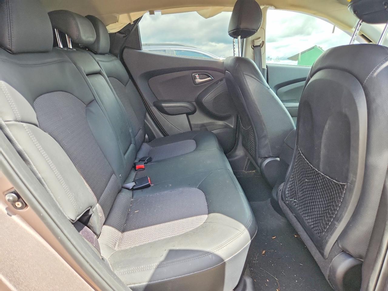 2012 HYUNDAI TUCSON