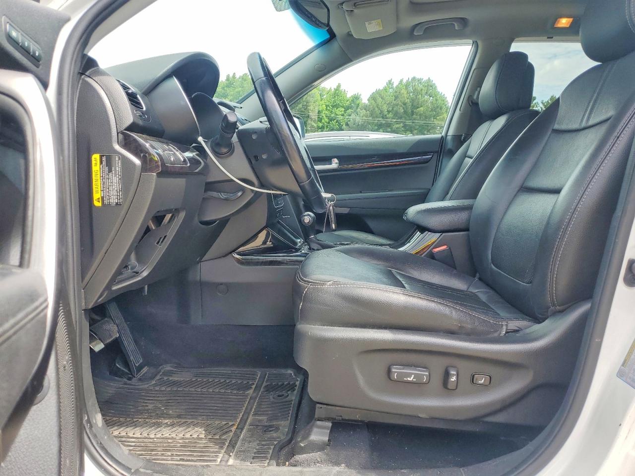 2015 KIA SORENTO