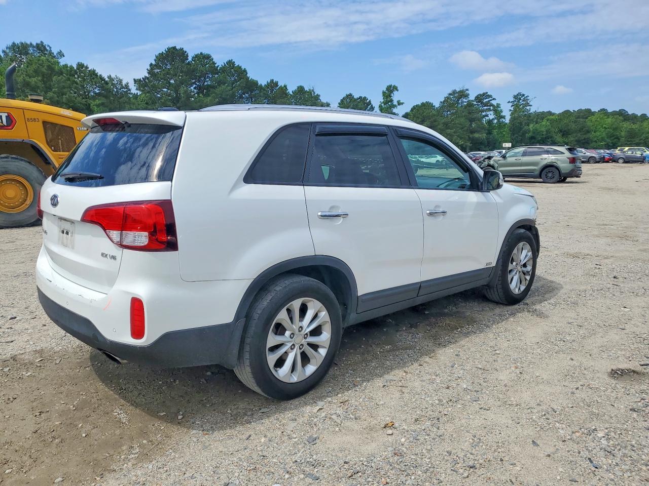 2015 KIA SORENTO